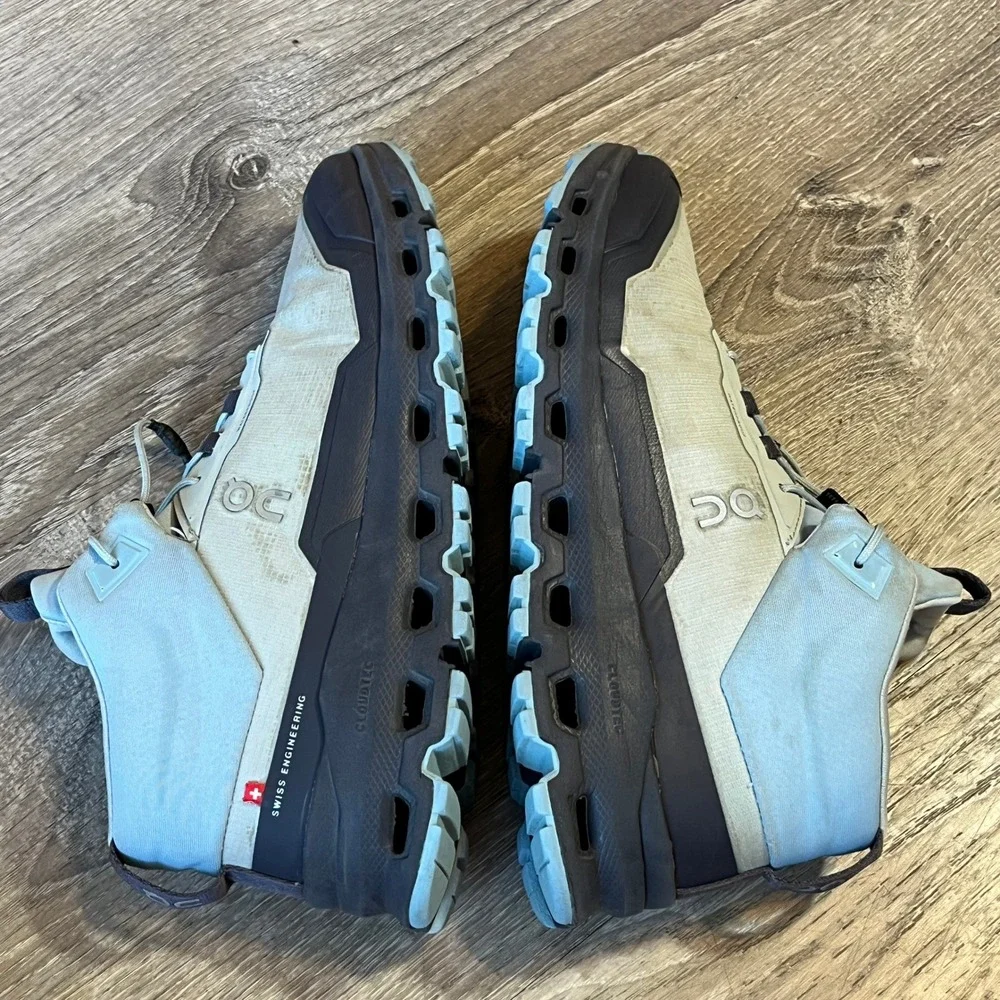 On Cloudhero Mid Waterproof Hiking Boots Glacier Black Youth 5 Women 6.5 EU 37.5